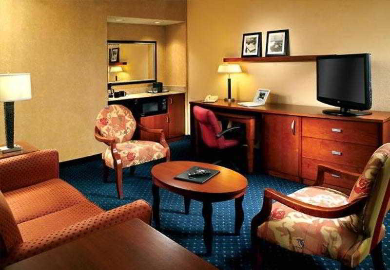 Hotel Courtyard By Marriott Atlanta Executive Park/Emory Habitación foto