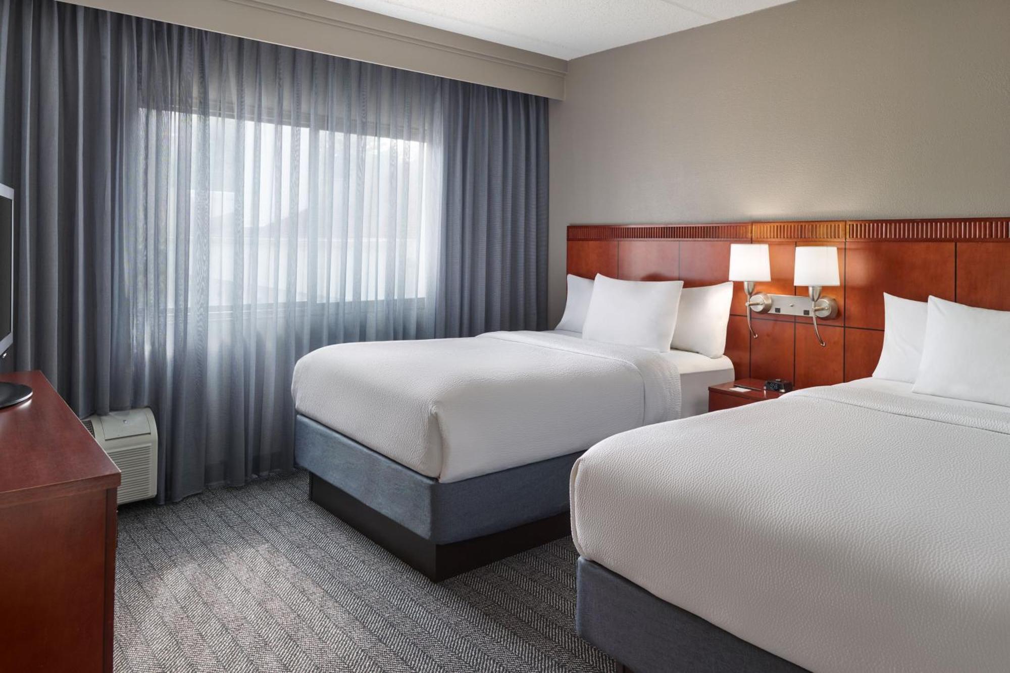 Hotel Courtyard By Marriott Atlanta Executive Park/Emory Exterior foto